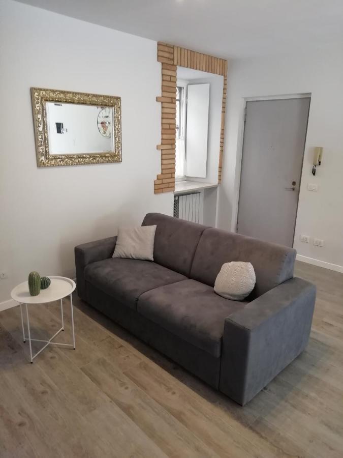 Appartamento Emma E Silvio Desenzano del Garda Exterior foto